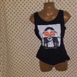 Everme Black Tank Top